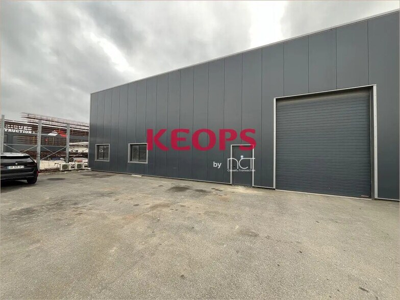 Flex in Villeneuve-Tolosane for lease - Building Photo - Image 1 of 4