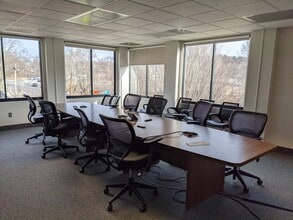 15 Walnut St, Wellesley, MA for lease Interior Photo- Image 1 of 10