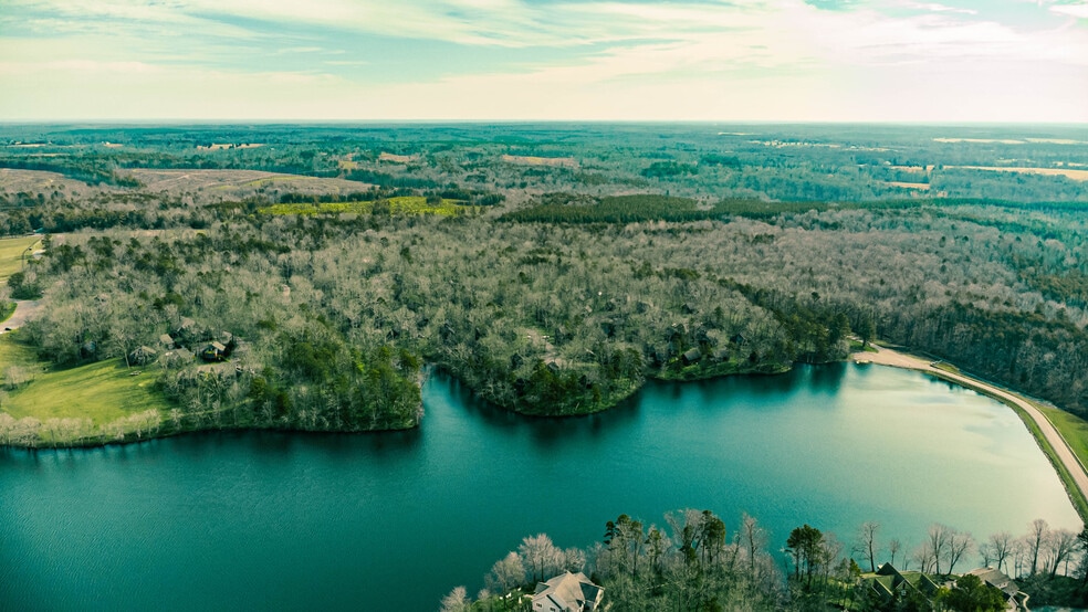 1944 Shenandoah Crossing Dr, Gordonsville, VA for sale - Building Photo - Image 2 of 9