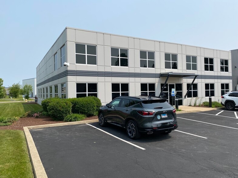 18641-18645 W Creek Dr, Tinley Park, IL for lease - Building Photo - Image 2 of 3