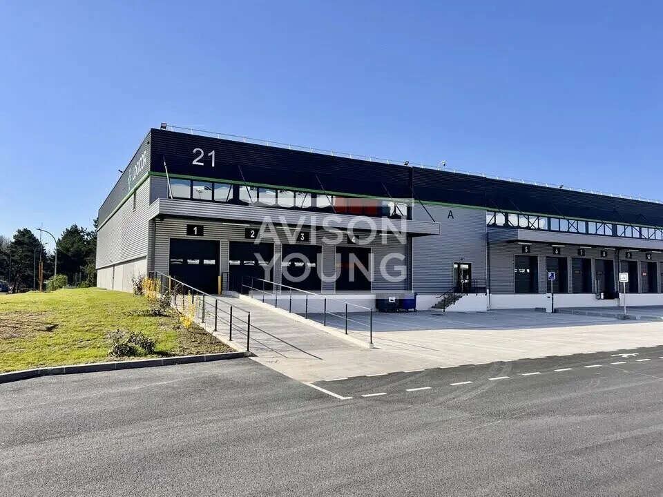 Flex in Aulnay-sous-Bois for lease Building Photo- Image 1 of 14