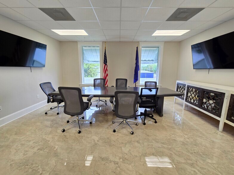 1808 Front St, Slidell, LA à vendre - Photo du bâtiment - Image 2 de 21