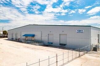 Plus de détails pour 1841 Massaro Blvd, Tampa, FL - Industriel à louer