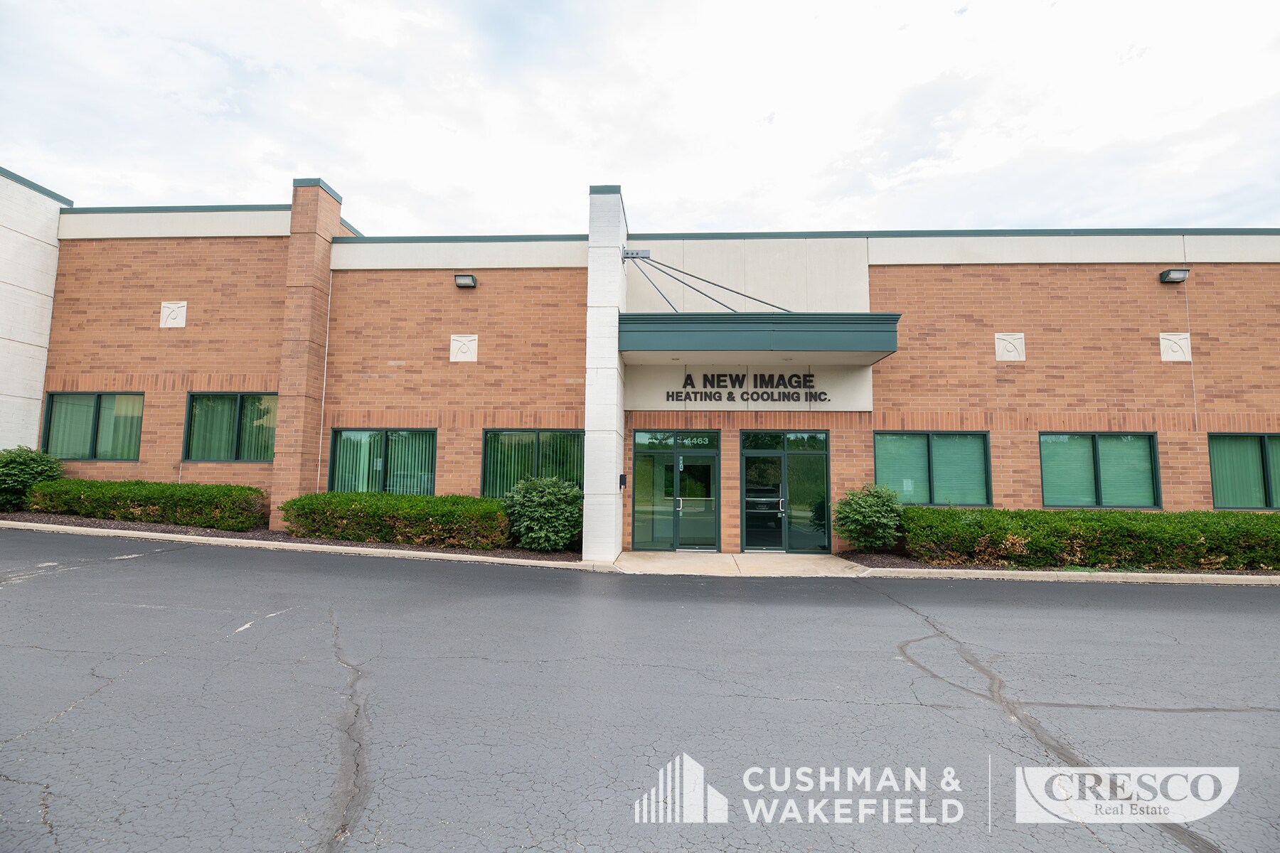 4461-4463 Renaissance Pky, Cleveland, OH à vendre Photo du bâtiment- Image 1 de 10