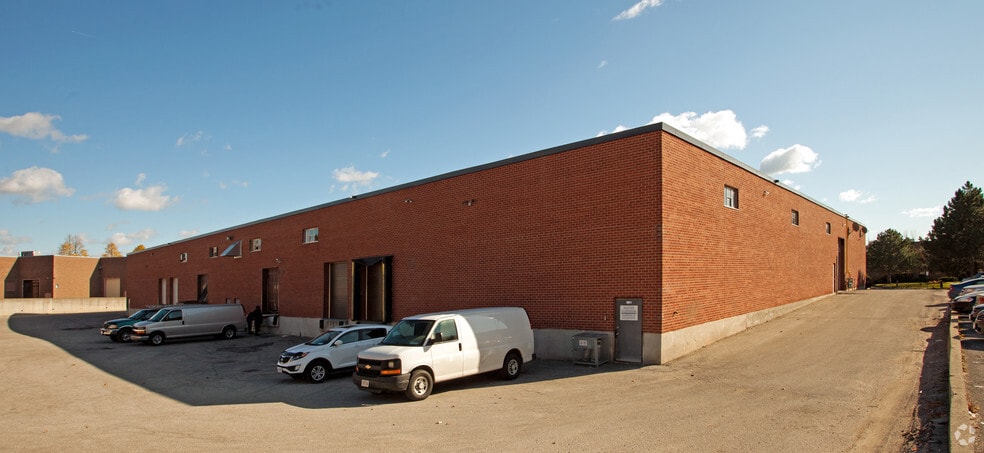 20 Pollard St, Richmond Hill, ON for lease - Building Photo - Image 2 of 4