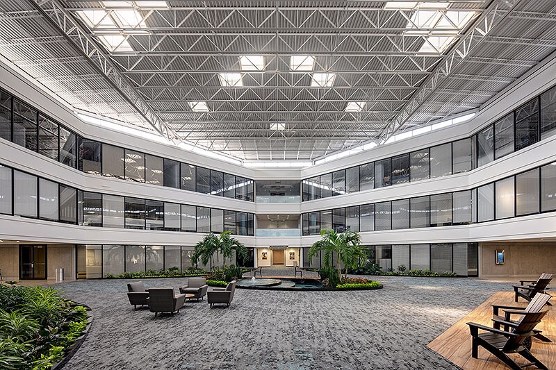 5404 Cypress Center Dr, Tampa, FL à louer - Photo intérieure - Image 2 de 25