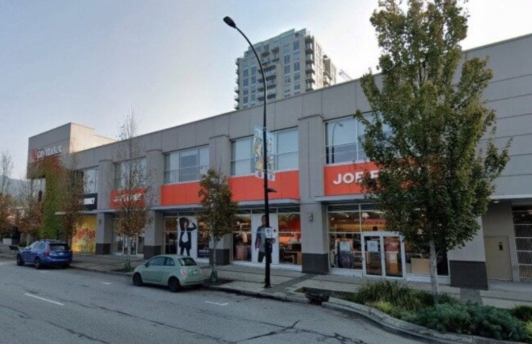 1616-1650 Lonsdale Ave, North Vancouver, BC for sale Primary Photo- Image 1 of 1