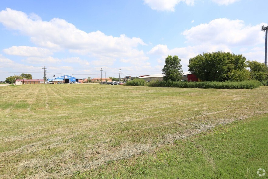 6200 Huddleston St, Fort Worth, TX for sale - Primary Photo - Image 1 of 10