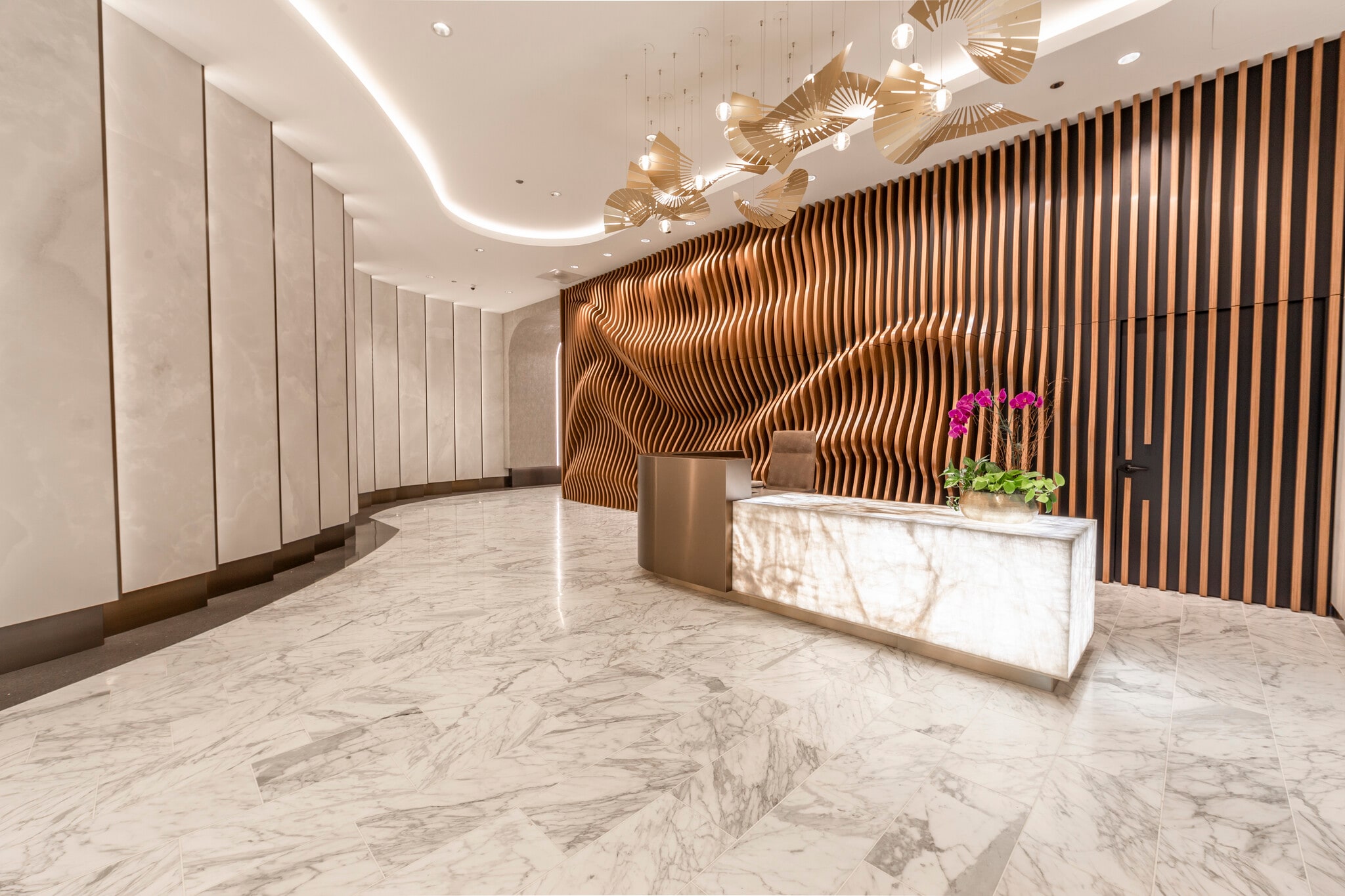 1-15 E Oak St, Chicago, IL for lease Interior Photo- Image 1 of 6