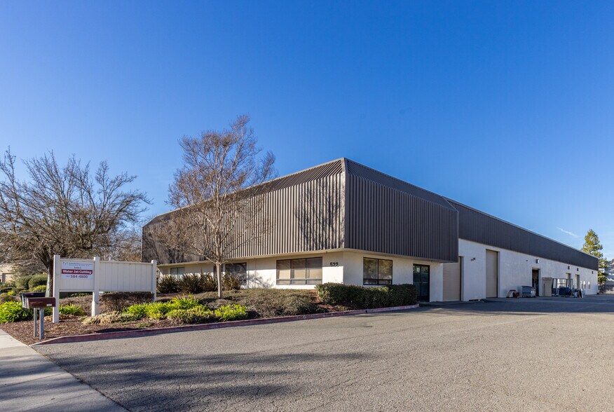 522 Martin Ave, Rohnert Park, CA for lease - Primary Photo - Image 1 of 12