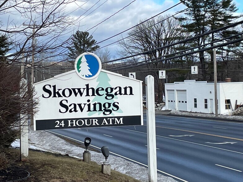 115-134 Hannaford Dr, Farmington, ME for lease - Building Photo - Image 2 of 6