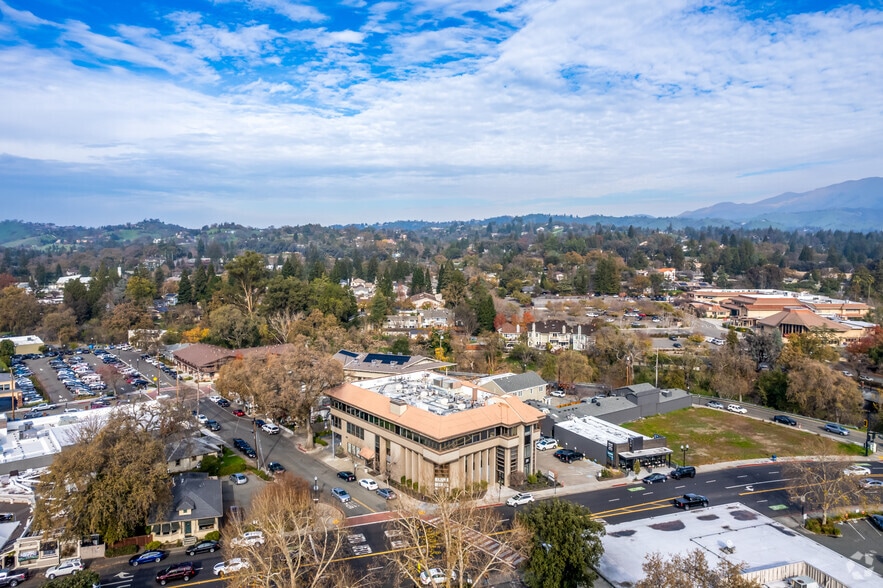 156 Diablo Rd, Danville, CA for lease - Aerial - Image 2 of 4