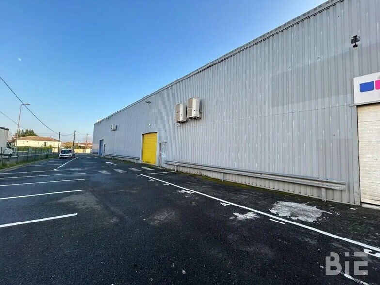 Flex in Mérignac for lease - Building Photo - Image 2 of 7