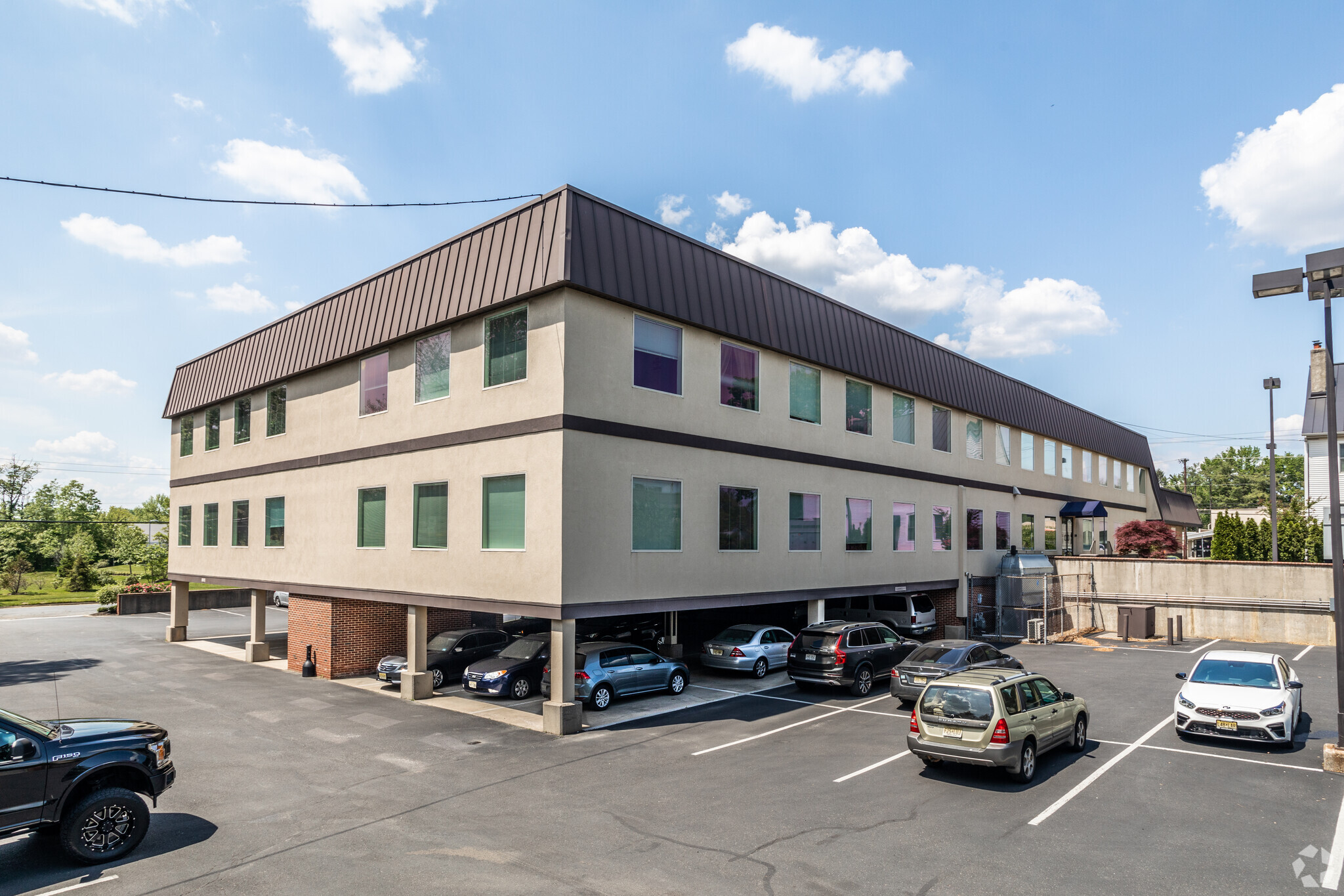 401 E Marlton Pike, Cherry Hill, NJ for lease Building Photo- Image 1 of 8