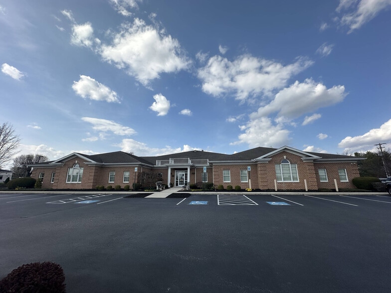5 Tyler Ct, Carlisle, PA for sale - Building Photo - Image 1 of 23