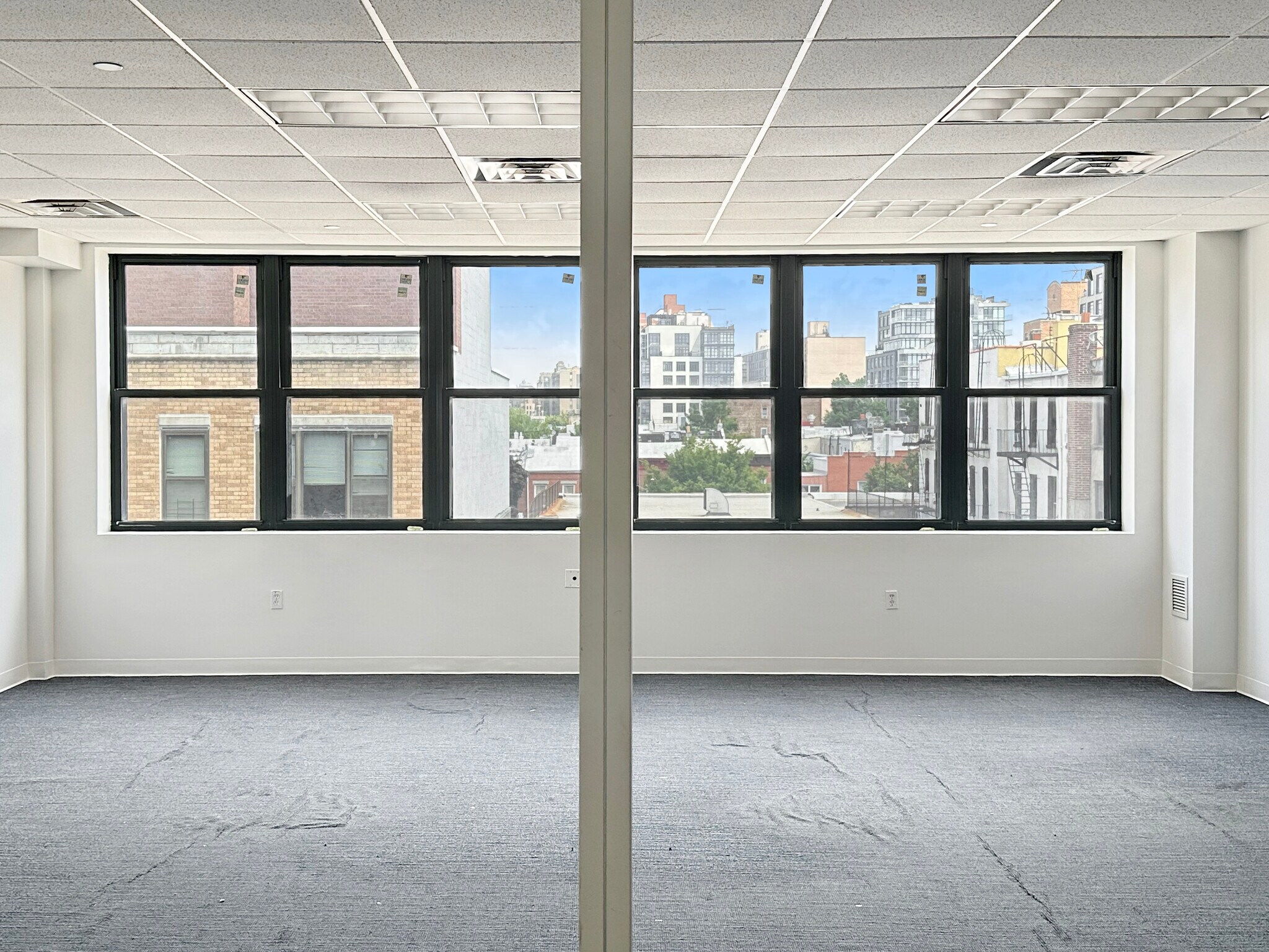 164 20th St, Brooklyn, NY for lease Interior Photo- Image 1 of 13