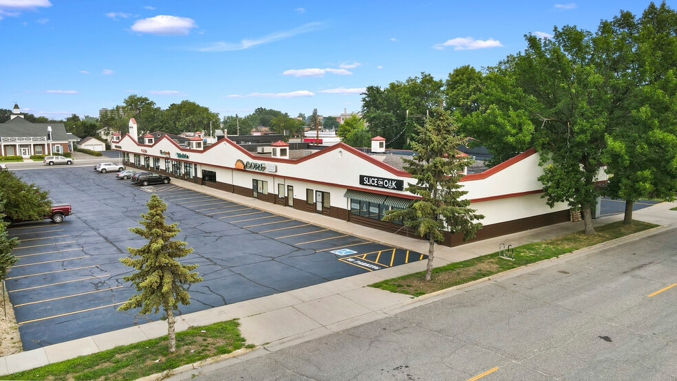 600 Oak St, Brainerd, MN à louer - Photo du bâtiment - Image 1 de 6