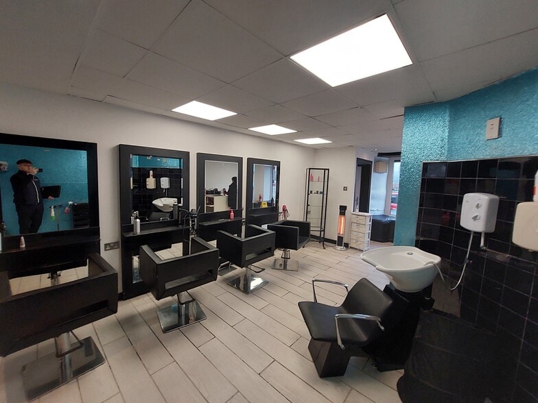 177 Dean Rd, Bo'ness for sale - Interior Photo - Image 3 of 3