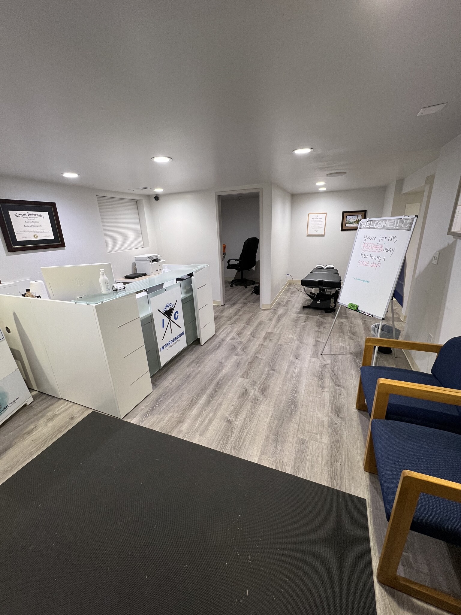 4307 Factoria Blvd SE, Bellevue, WA for lease Interior Photo- Image 1 of 7