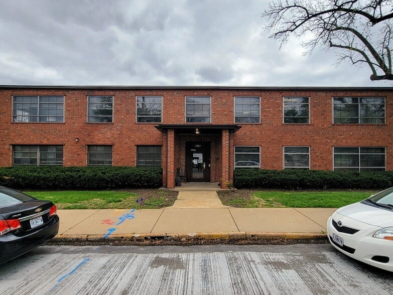 3622 Greenwood Blvd, Maplewood, MO for lease - Building Photo - Image 3 of 6
