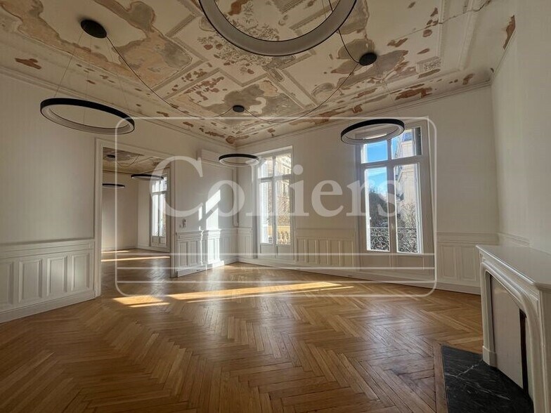 29 Boulevard D'Athenes, Marseille à louer - Photo intérieure - Image 3 de 7