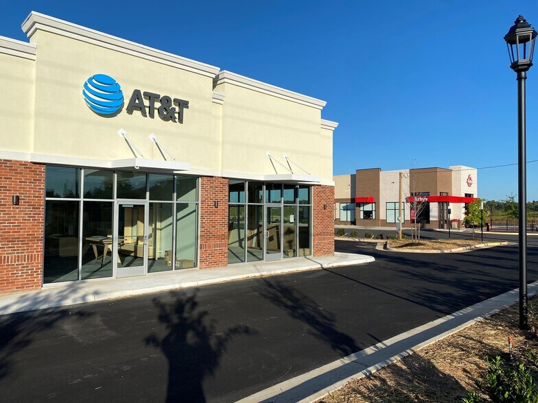 11850 Hall St, Bealeton, VA à louer - Photo du bâtiment - Image 2 de 10