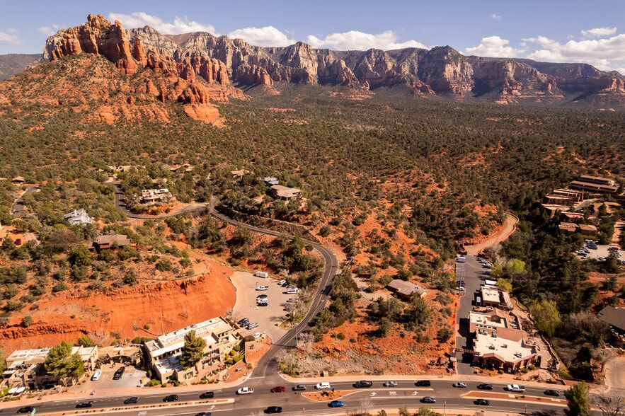 541 AZ-179, Sedona, AZ à vendre - Photo du bâtiment - Image 2 de 16