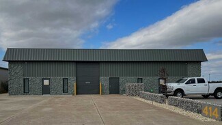 Plus de détails pour 414 E. Industrial Rd, Goddard, KS - Industriel à vendre