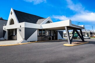 Plus de détails pour 3537 W Broadway, Council Bluffs, IA - Services hôteliers à vendre