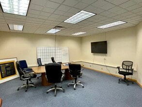 48 Commercial St, Lewiston, ME à vendre Photo intérieure- Image 1 de 7