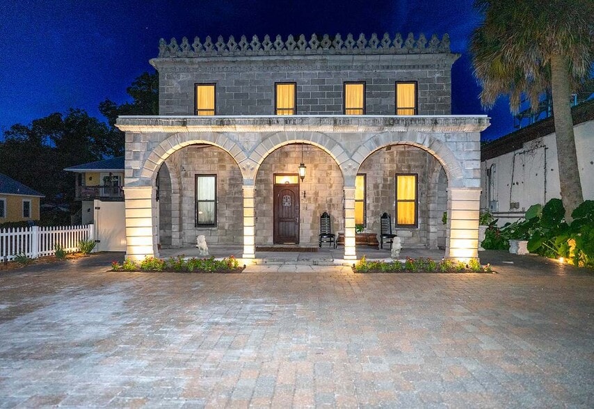 33 Old Mission Ave, Saint Augustine, FL à vendre - Photo principale - Image 1 de 34