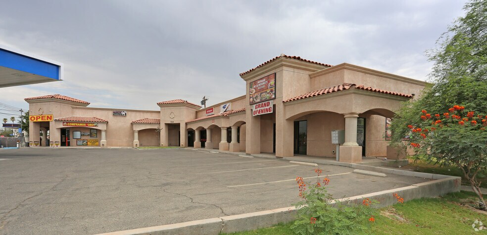 724 Emerson Ave, Calexico, CA for sale - Primary Photo - Image 1 of 1