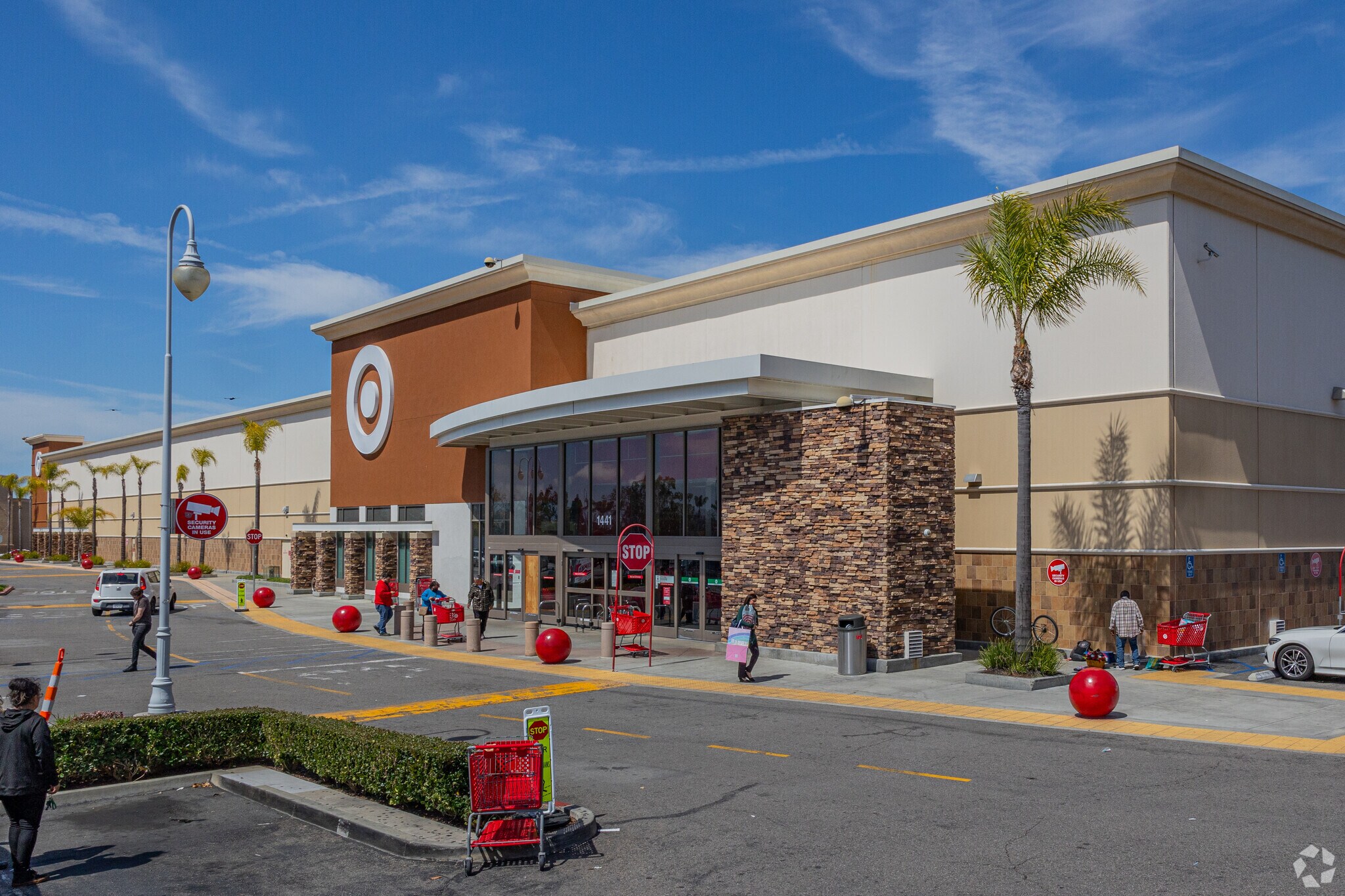 1351-1545 W 17th St, Santa Ana, CA à vendre Photo du bâtiment- Image 1 de 1