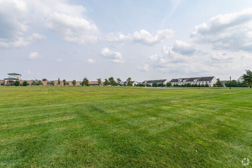 690 Middletown Odessa Rd, Middletown, DE à louer - Photo du bâtiment - Image 3 de 4