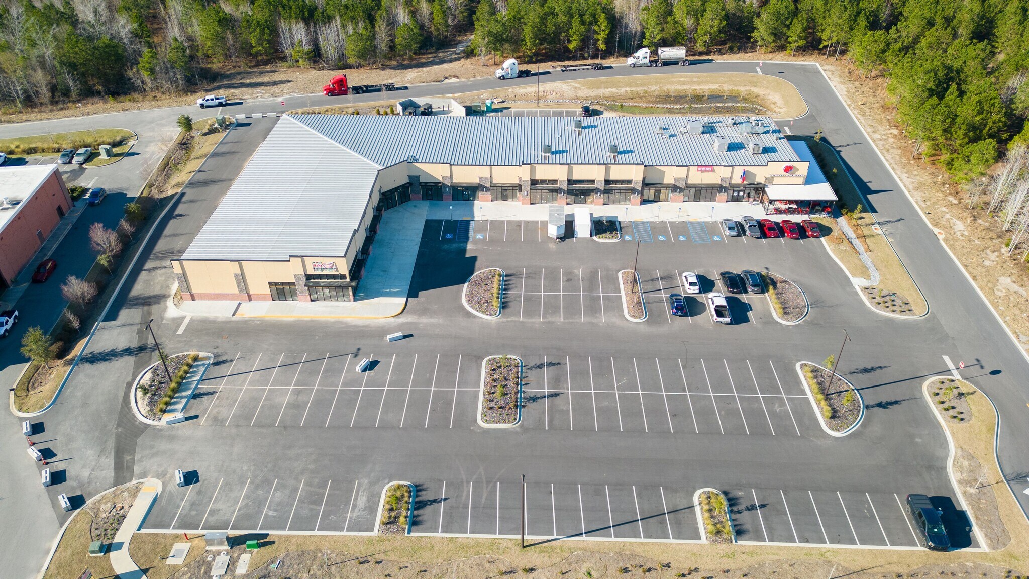 810 Towne Center Blvd, Pooler, GA for lease Building Photo- Image 1 of 11
