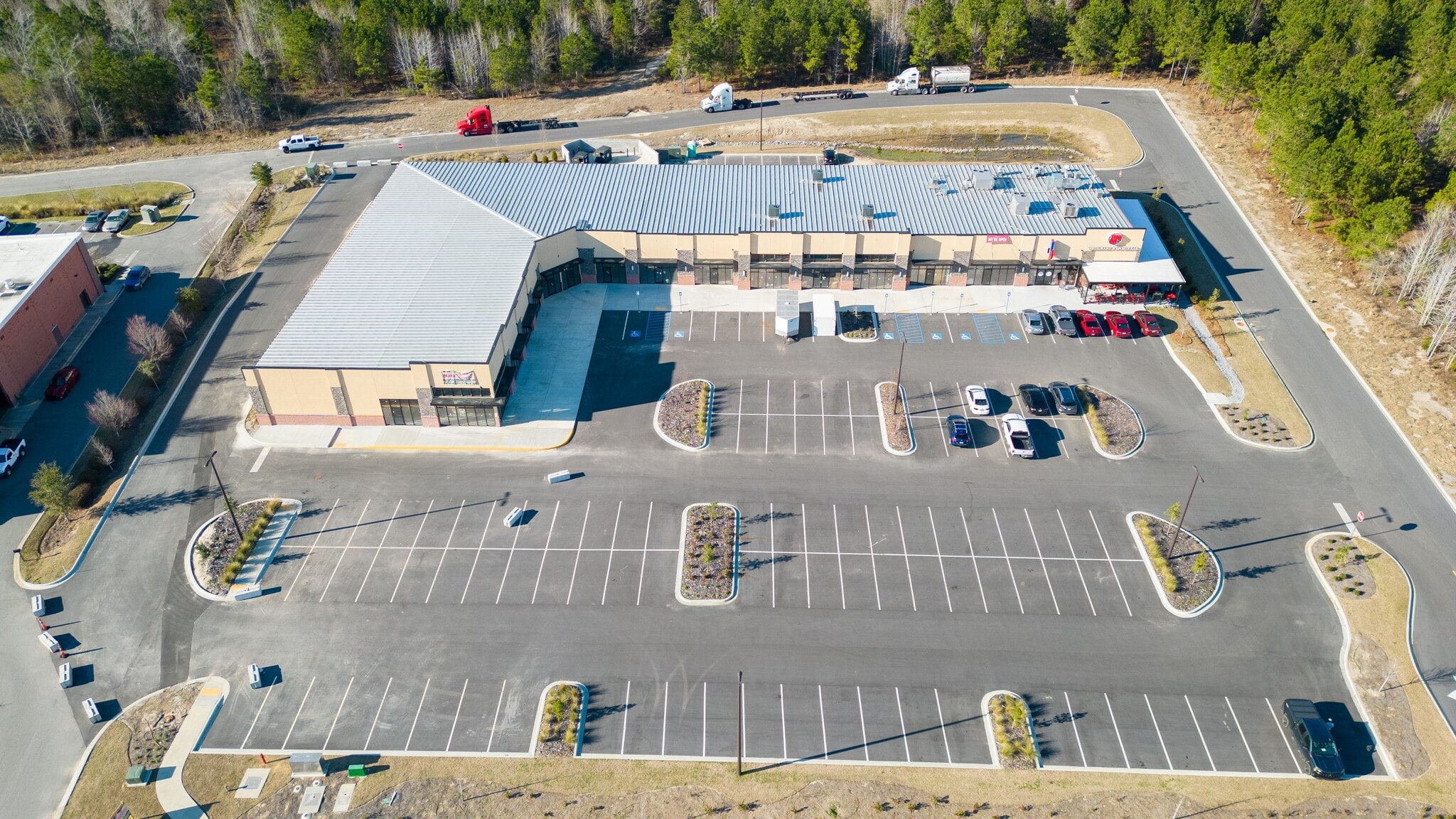 810 Towne Center Blvd, Pooler, GA for lease Primary Photo- Image 1 of 10