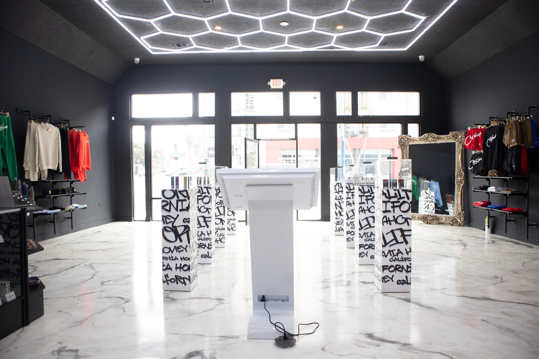 1257-1261 N La Brea Ave, Los Angeles, CA for lease Building Photo- Image 1 of 10