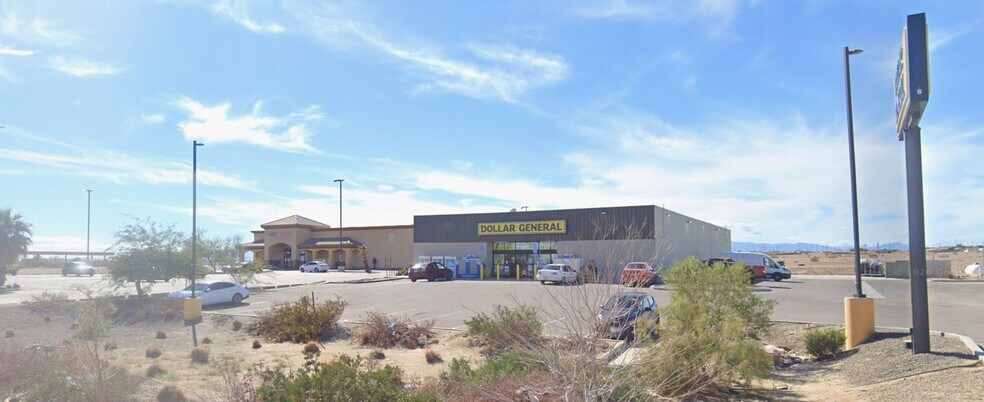 2086 Loop Dr, Salton City, CA à vendre - Photo du bâtiment - Image 3 de 4