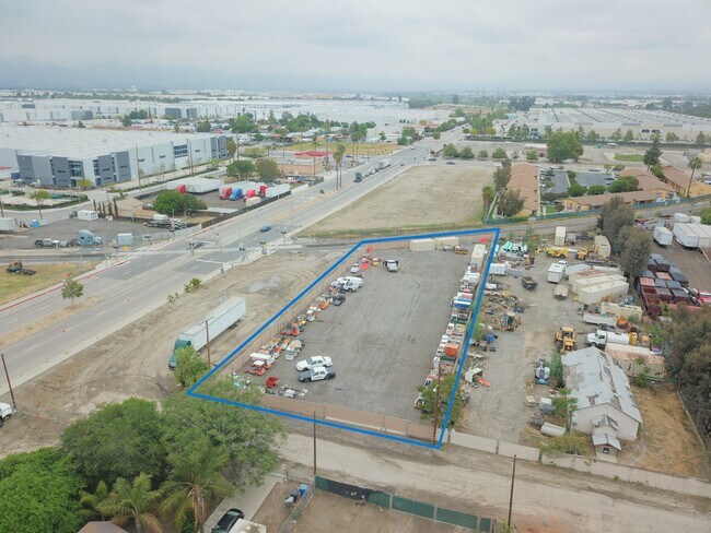 Plus de détails pour South Amos Street, San Bernardino, CA - Terrain à louer