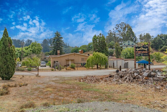 Plus de détails pour 10050 Reese Cir, Prunedale, CA - Industriel à vendre