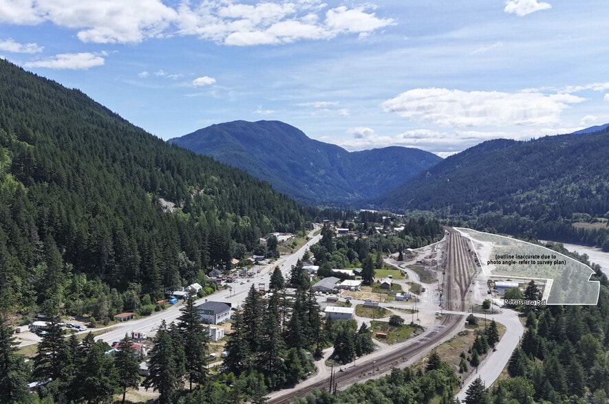 47994 Riverside Rd, Boston Bar, BC for sale - Aerial - Image 2 of 3