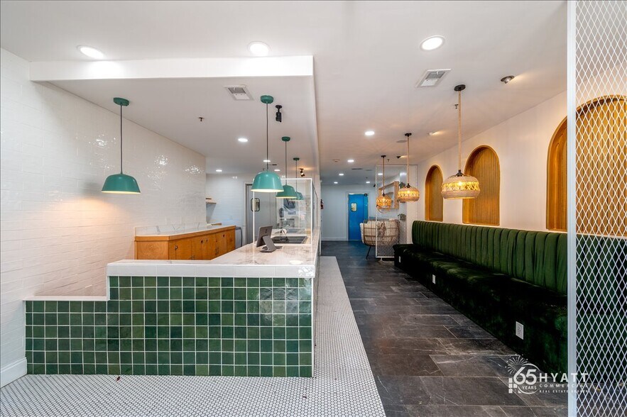 1214 N Charles St, Baltimore, MD à louer - Photo du bâtiment - Image 2 de 17