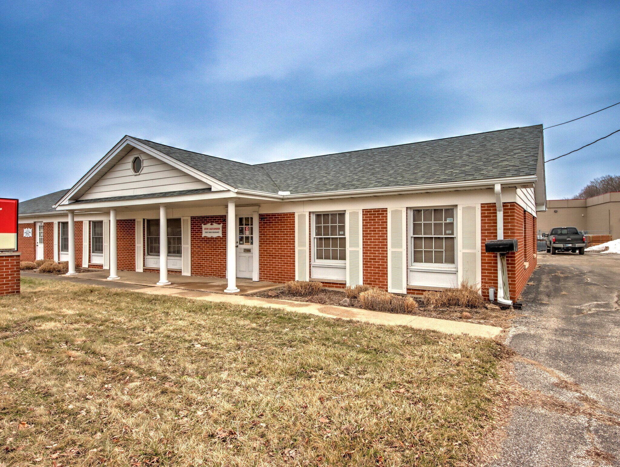 111 Longwood Dr, Laporte, IN à louer Photo intérieure- Image 1 de 15