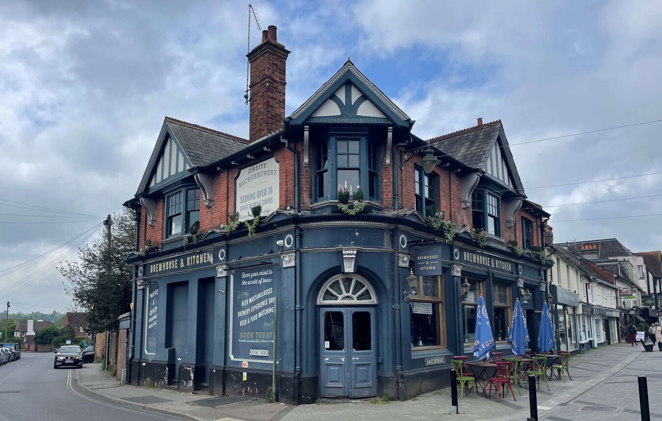 38 East St, Horsham for sale Primary Photo- Image 1 of 6