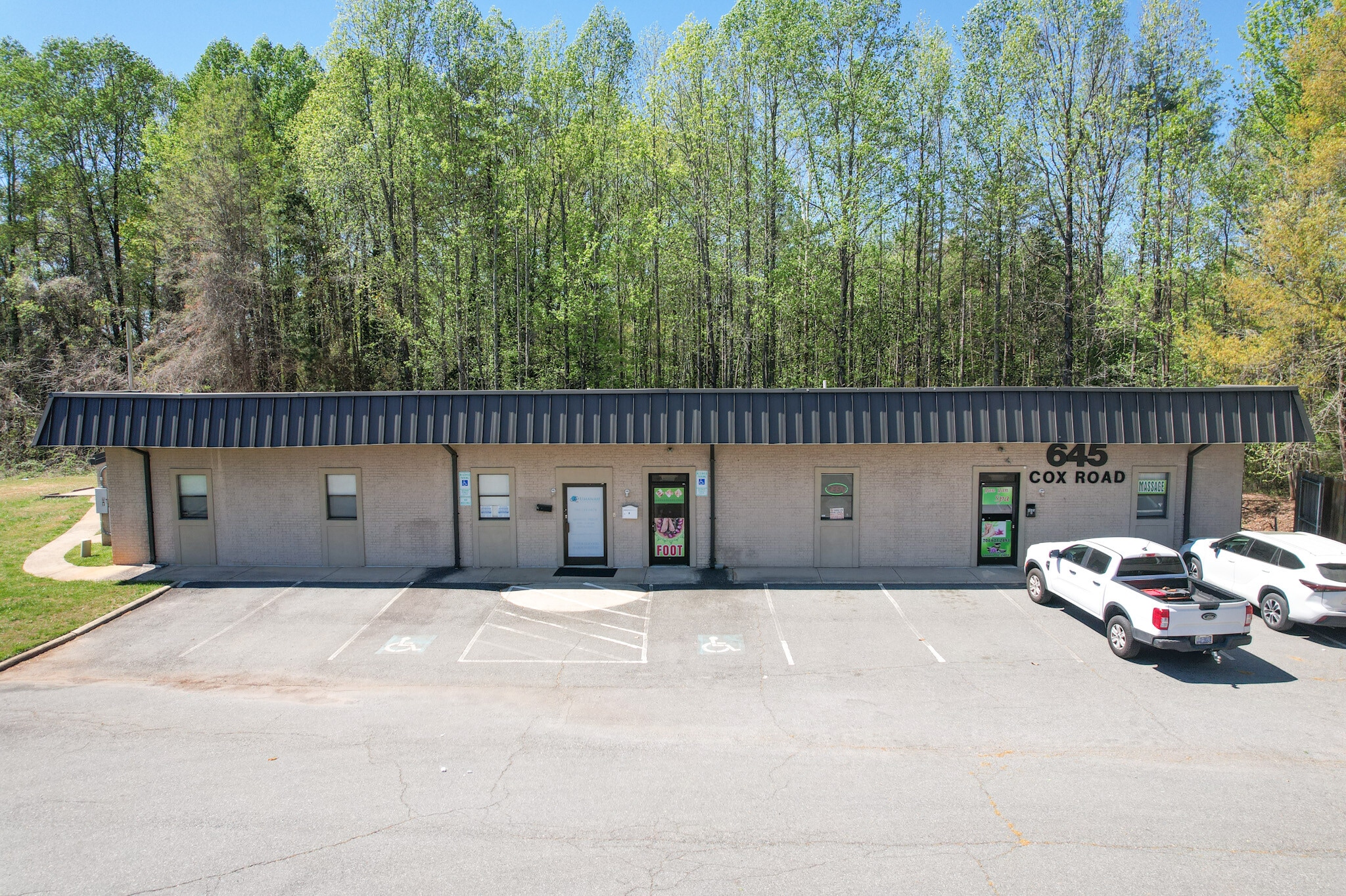 645 Cox Rd, Gastonia, NC for lease Building Photo- Image 1 of 7