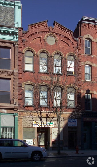 181 High St, Holyoke, MA for lease - Building Photo - Image 3 of 4