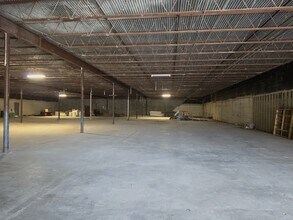 8700 Lake Forest Blvd, New Orleans, LA for lease Interior Photo- Image 2 of 5