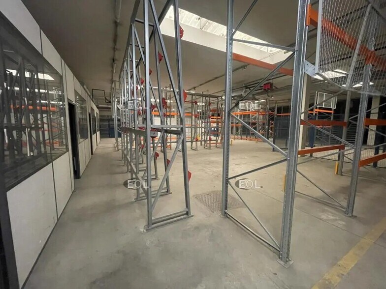 Flex in Eaubonne for sale - Building Photo - Image 1 of 12