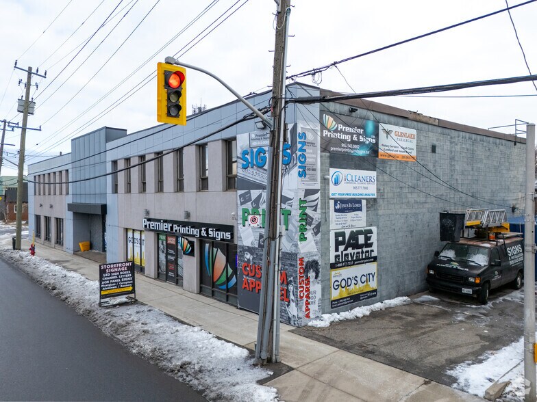 350 Kenilworth Ave N, Hamilton, ON à vendre - Photo principale - Image 1 de 1