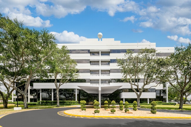 More details for 1901 W Cypress Creek Rd, Fort Lauderdale, FL - Office for Lease